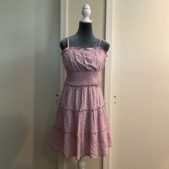 🖤 SIM & SAM Light Purple Coquette Sleeveless Eyelet Dress Spaghetti - Picture 1 of 4